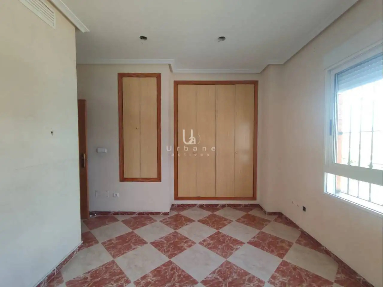 Casa adosada en venta en Beniel