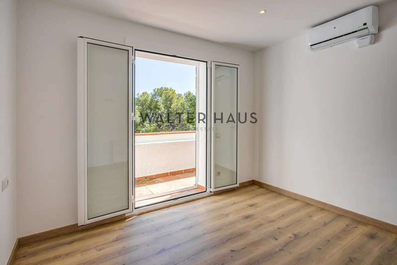 Maison mitoyenne avec terrasse à vendre à Carrer d' Antoni Gaudí, imagen 45