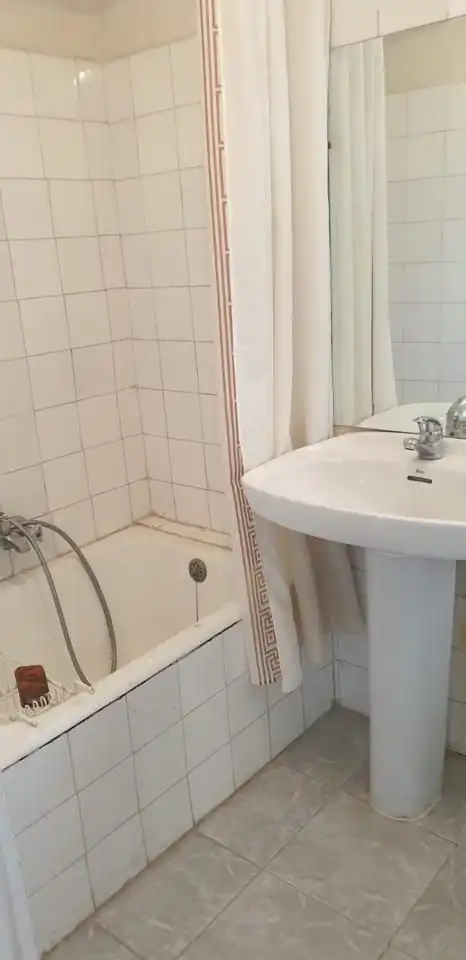 Badezimmer von Country house zum Verkauf in Campos del Paraíso
