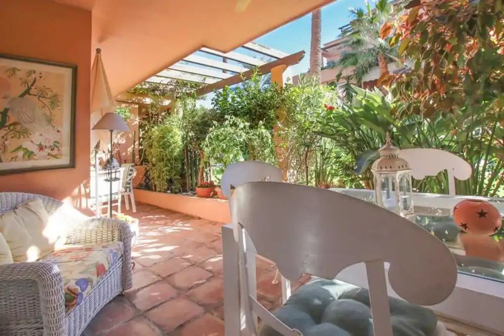 Terraza de Planta baja en venta en Marbella con Aire acondicionado, Terraza y Piscina