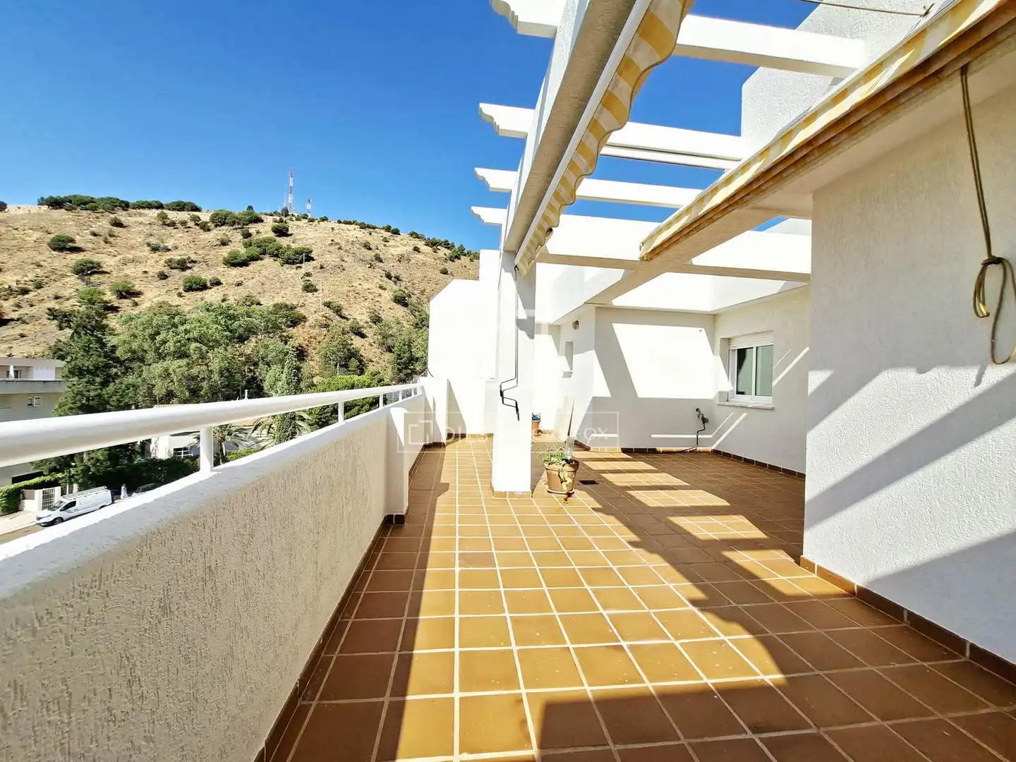 Terrasse von Dachboden zur Miete in Málaga mit Klimaanlage, Heizung und Privatgarten