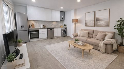 Foto 2 de Dúplex de alquiler en Matilde Peñaranda, Zona Playa de los Locos, Torrevieja