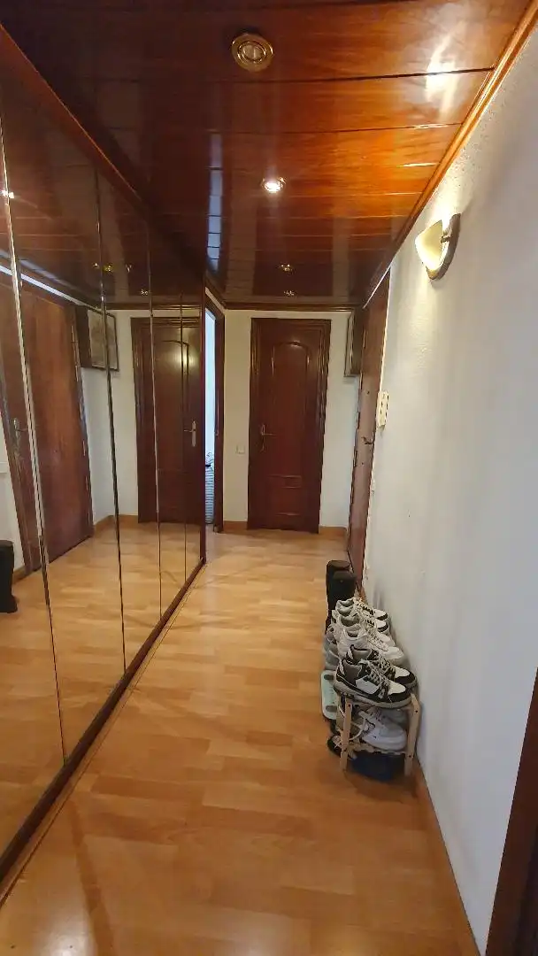 Piso en venta en Barcelona con Calefacción, Parquet y Terraza