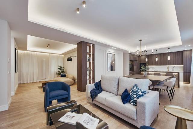 Piso en Venta en De Francisco Silvela en Lista