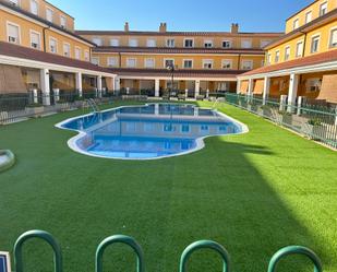 Piscina de Casa adosada en venda en Sueca amb Aire condicionat i Terrassa