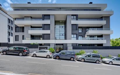Vista exterior de Pis en venda en Donostia - San Sebastián  amb Calefacció, Terrassa i Forn
