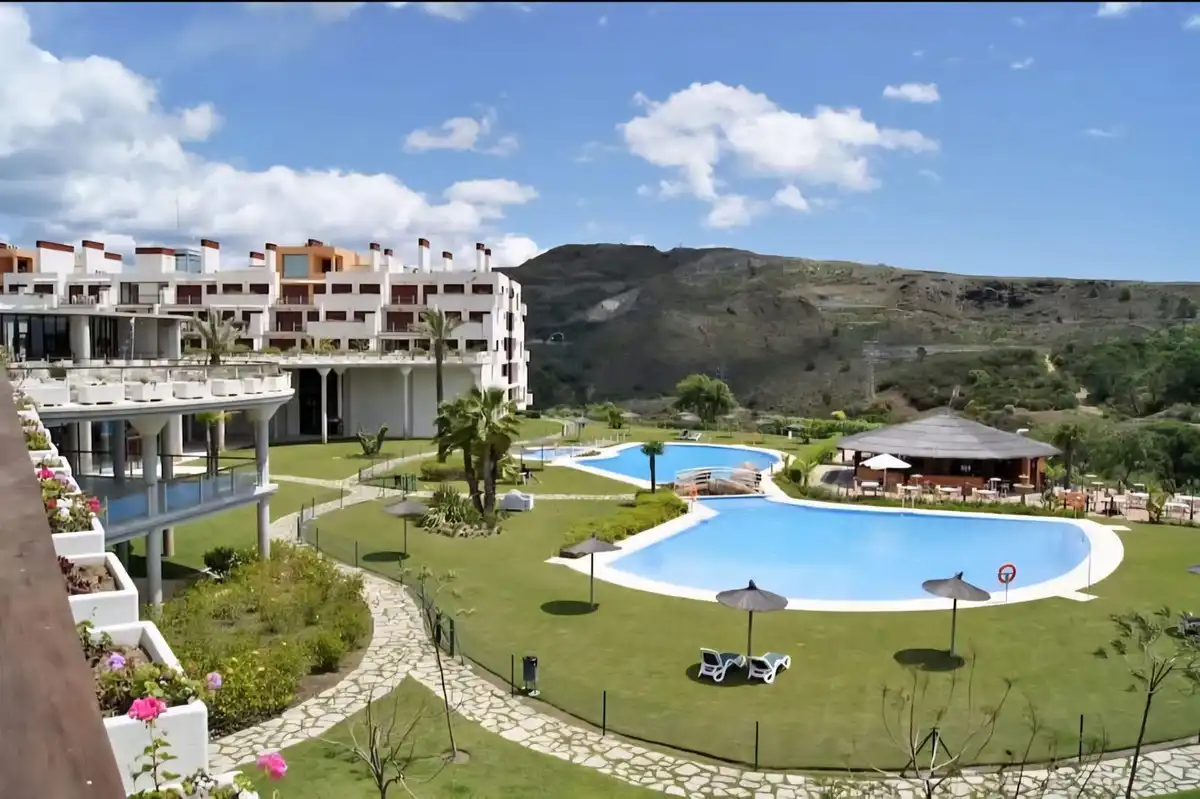 Apartamento con piscina en venta en Los Flamingos, imagen 24
