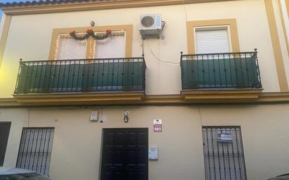 Vista exterior de Casa o xalet en venda en Lepe amb Aire condicionat