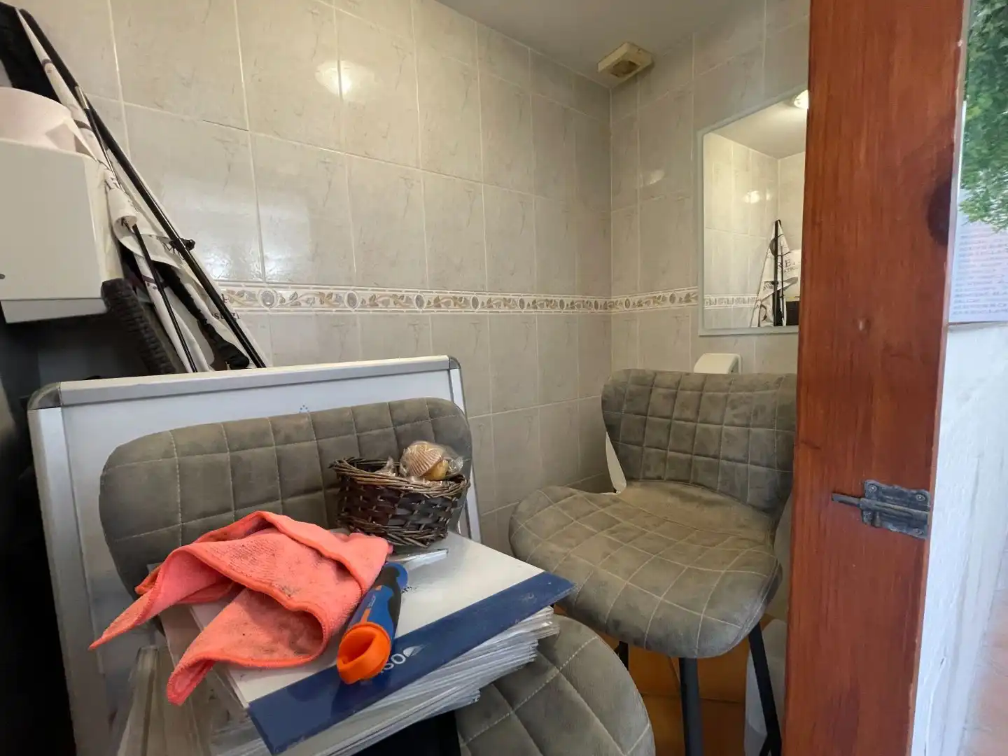 Geschaftsraum zur Miete in Torrevieja mit Klimaanlage, Heizung und Terrasse