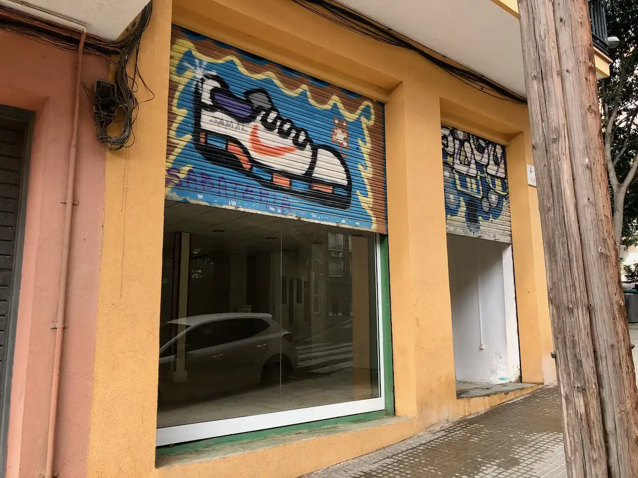 Locale commerciale in affitto a Carrer de Getafe