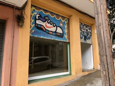 Locale commerciale in affitto a Carrer de Getafe