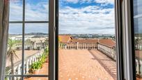 Terrassa de Casa adosada en venda en Camargo amb Terrassa