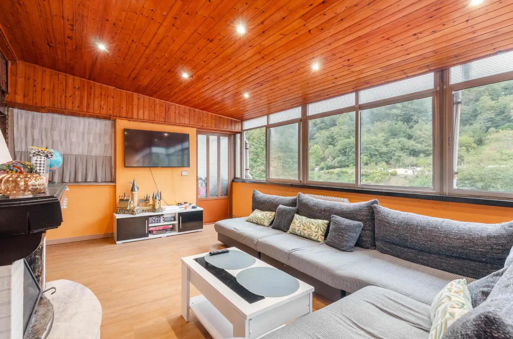 Penthouse with lift for sale in Calle HERMINIO HEVIA CUETOS 2