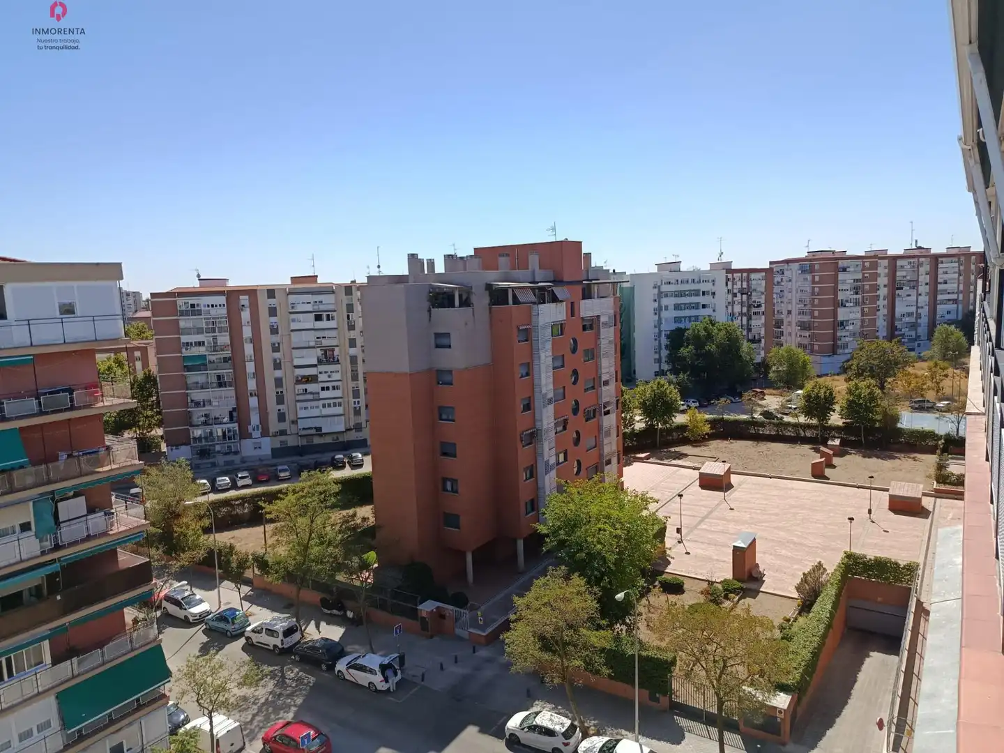 Vista exterior de Piso de alquiler en Madrid con Calefacción, Jardín privado y Terraza