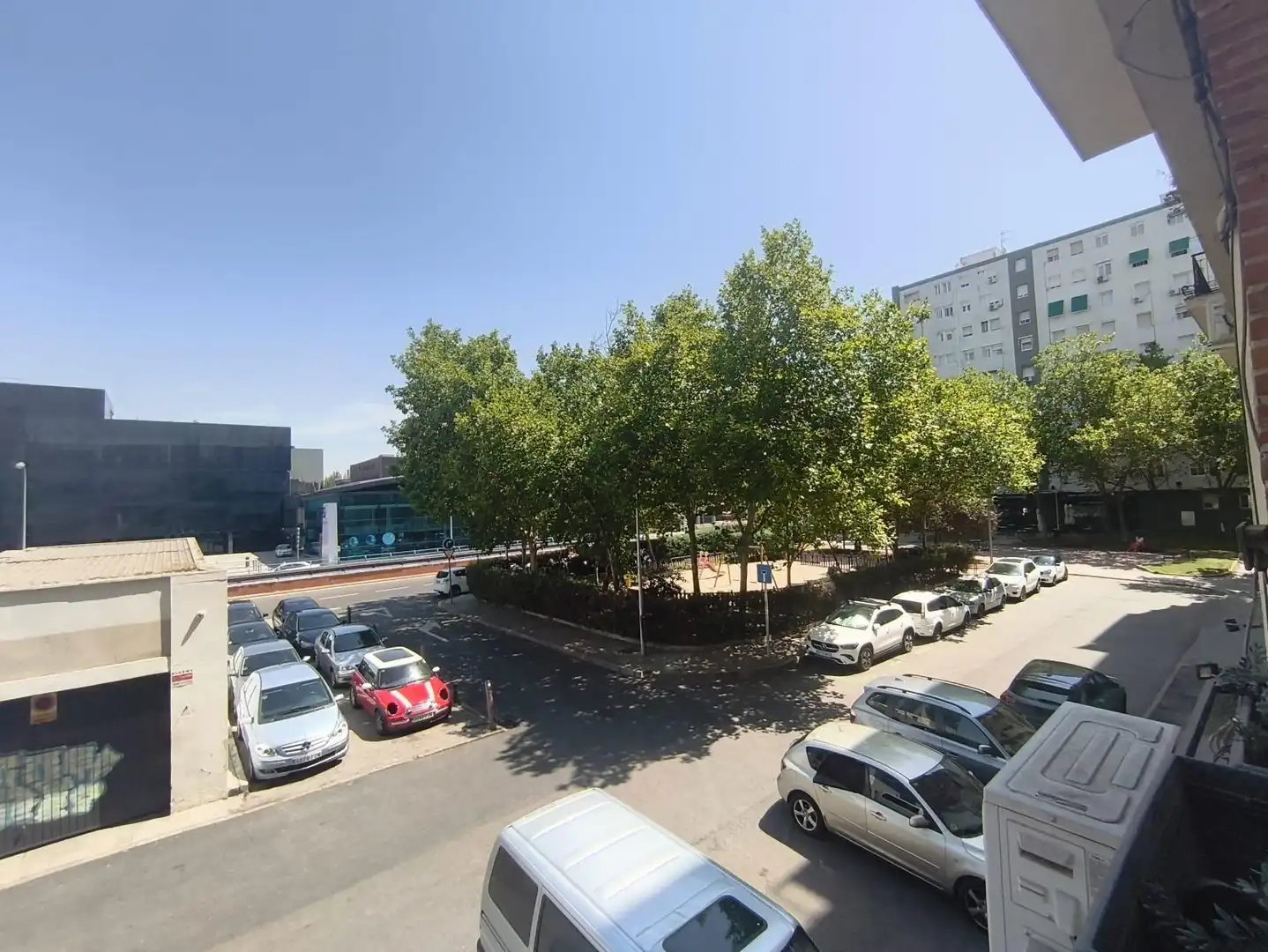 Aparcament de Pis de lloguer en Madrid amb Aire condicionat, Calefacció i Moblat