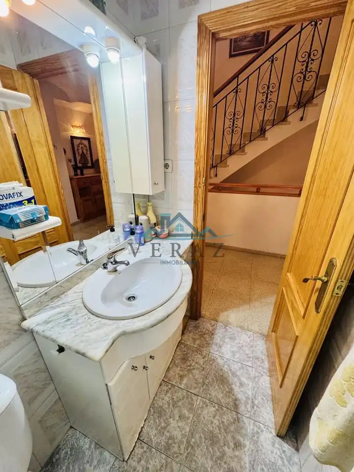 Bathroom of Houses for sale in Talavera de la Reina  with Air Conditioner, Heating and Private garden