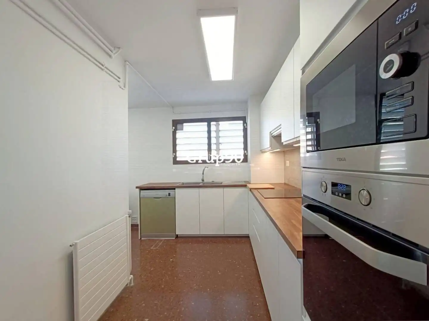 Appartamento con terrazza in vendita a Avenida CATALUNYA, imagen 2