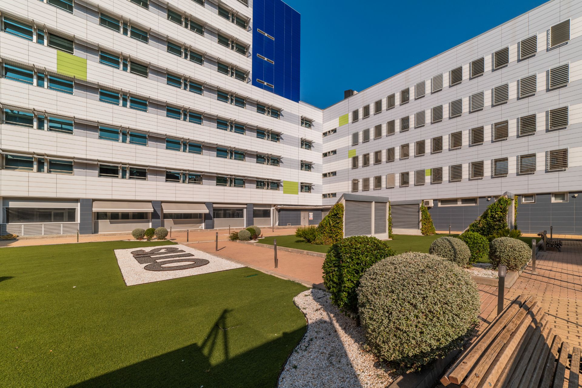 Exterior view of Office to rent in  Madrid Capital  with Air Conditioner, Internet and Alarm