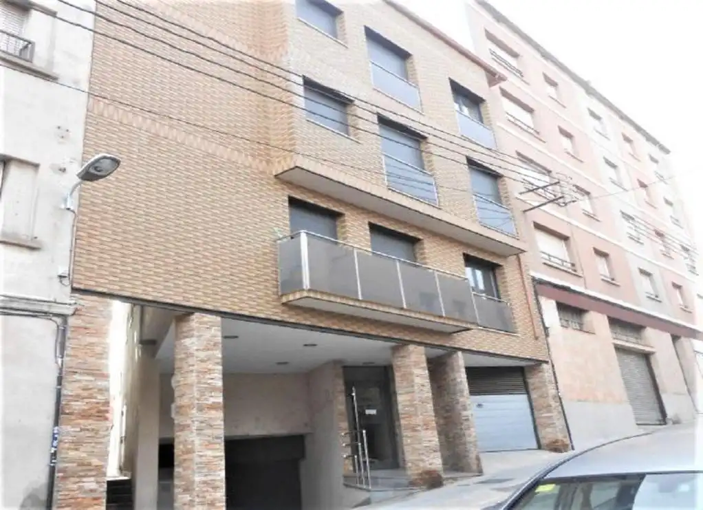 Parcheggio con ascensore in vendita a SALESES