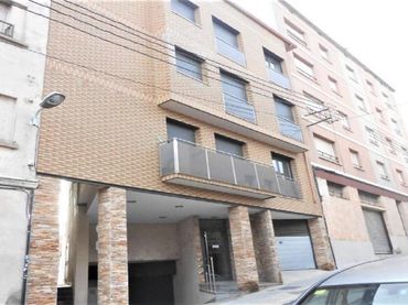 Aparcament amb ascensor en venda a SALESES