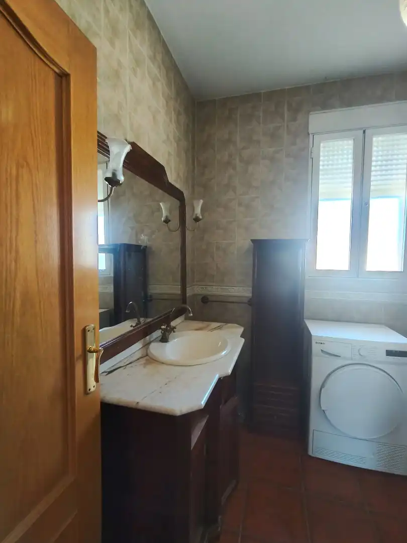 Chalet en venta en Calle Lisboa 17, imagen 2