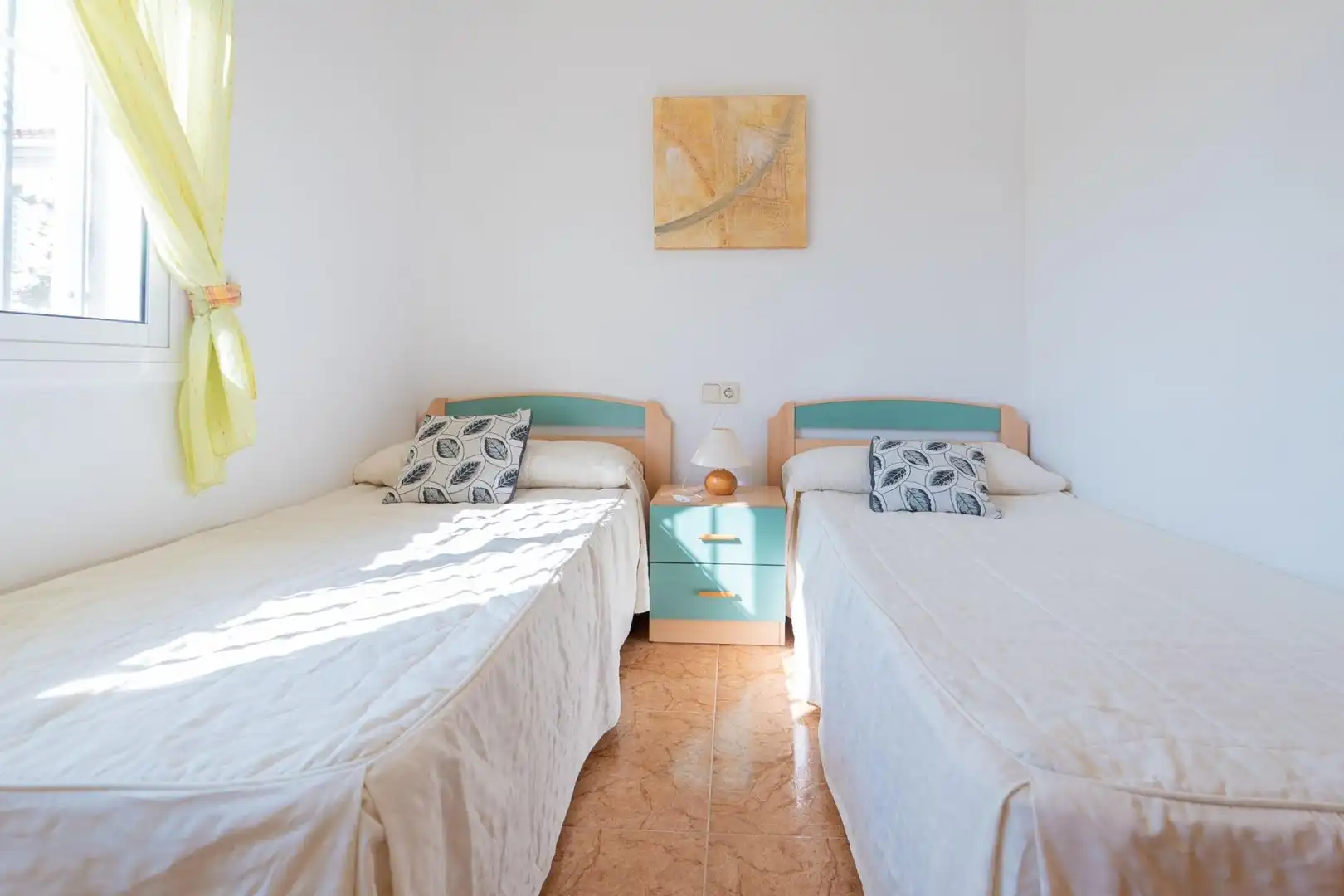 Habitación de Casa o chalet en venta en Deltebre con Piscina