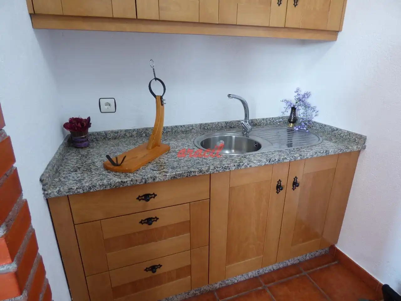 Cuina de Casa o xalet en venda en Ourense Capital  amb Calefacció, Jardí privat i Terrassa