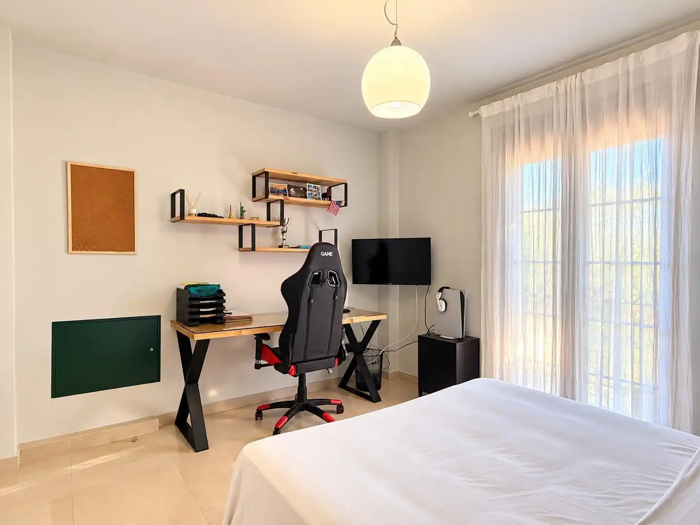Bedroom of Houses for sale in Chiloeches, Guadalajara