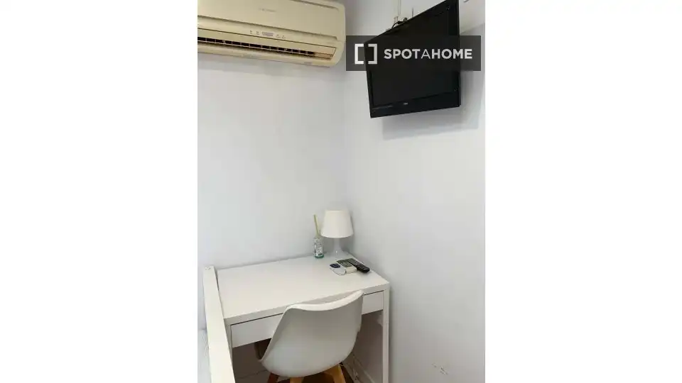 Habitación de Apartamento para compartir en Gandia con Aire acondicionado, Terraza y Amueblado