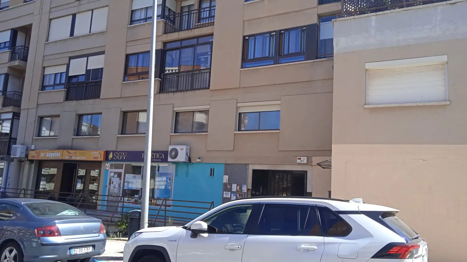 Local comercial en venda a Calle los Almendros 3, imagen 2