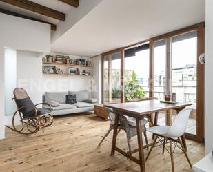 Living room of Attic to rent in  Barcelona Capital  with Air Conditioner, Heating and Parquet flooring