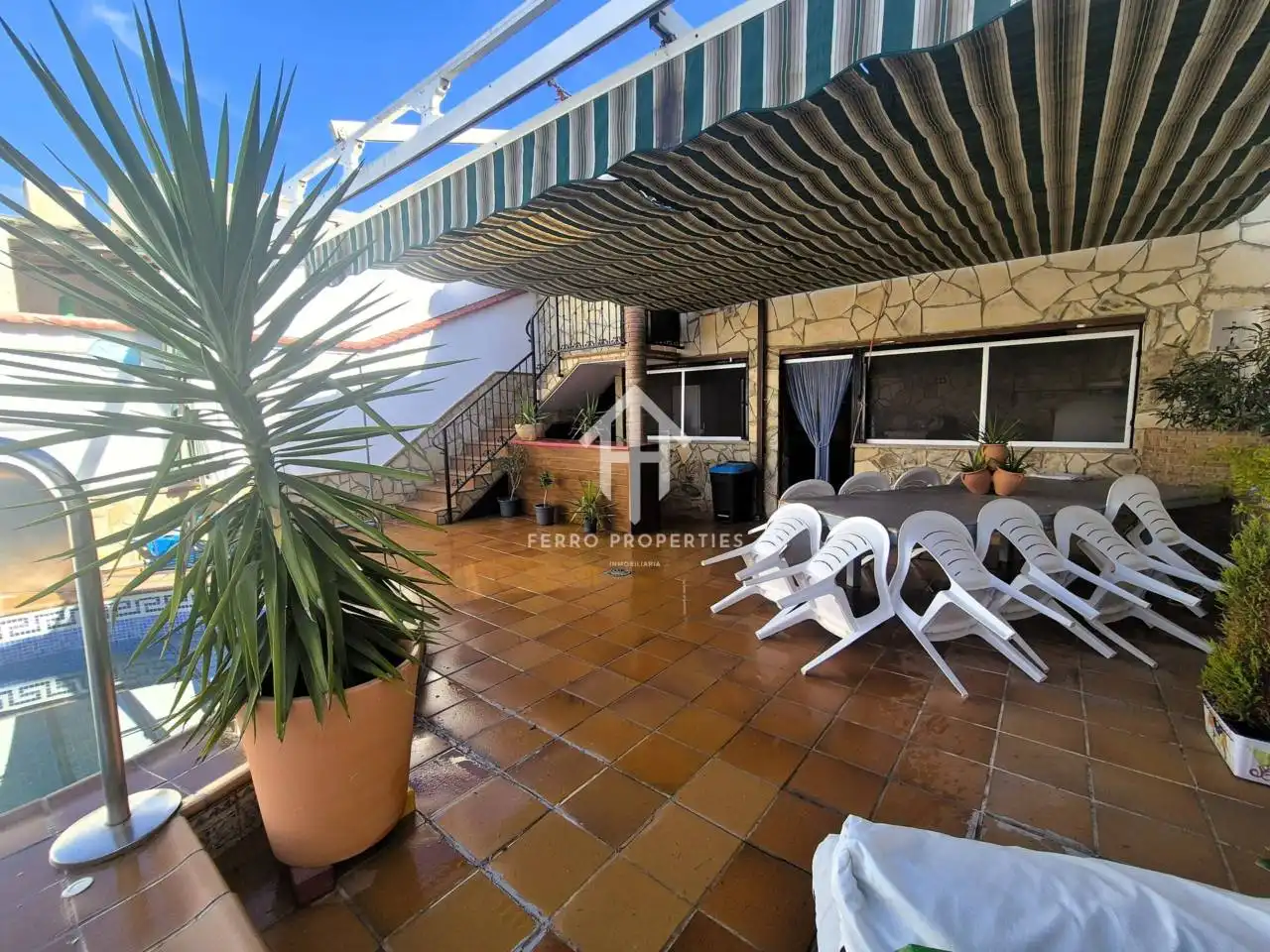 Terraza de Casa o chalet en venta en Salar con Aire acondicionado, Piscina y Amueblado