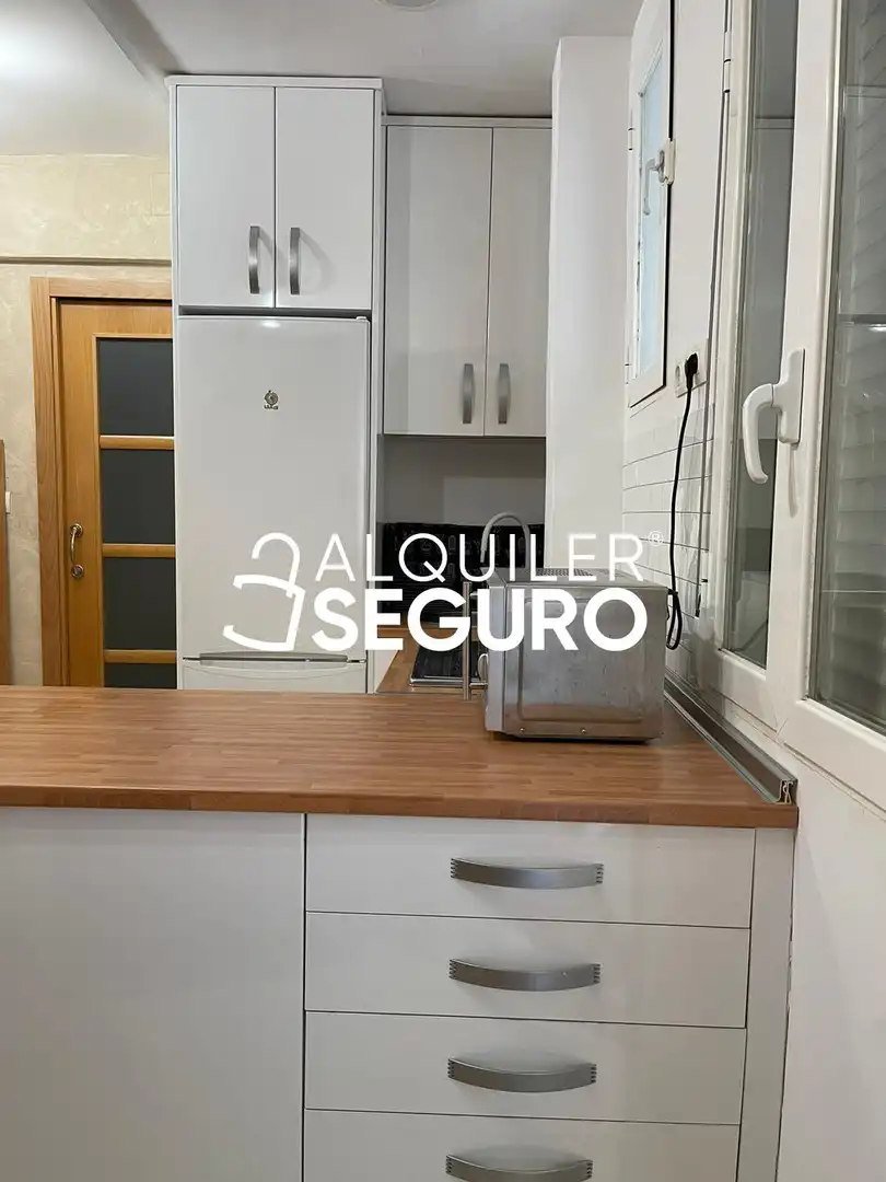 Kitchen of Flat for rent in Madrid  with Heating and Furnished