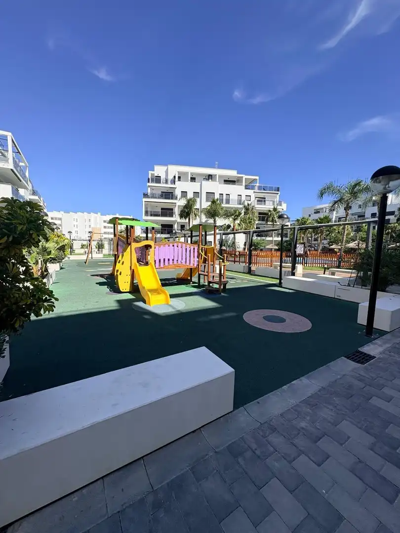 Flat for rent in Playa de Granada