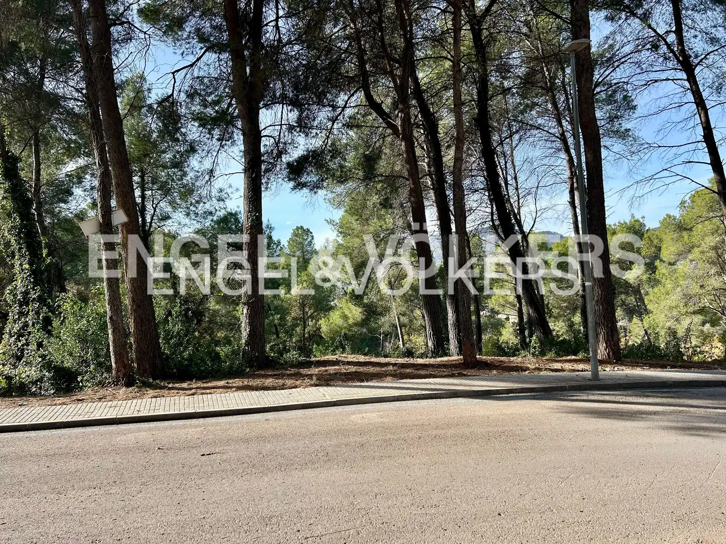 Terreny residencial en venda a Corbera de Llobregat