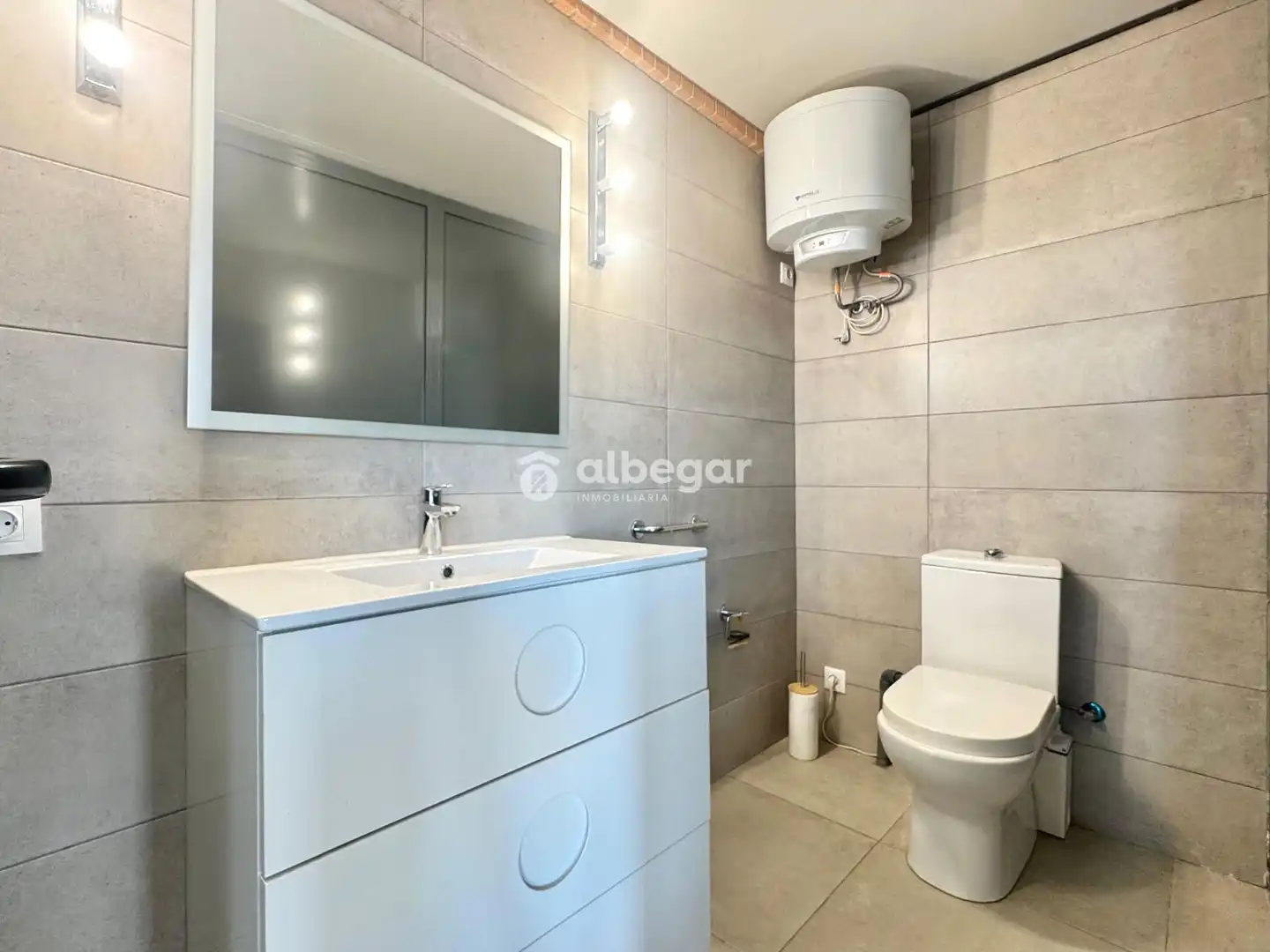 Bathroom of Duplexes for sale in Alboraya  with Air Conditioner, Heating and Parquet flooring