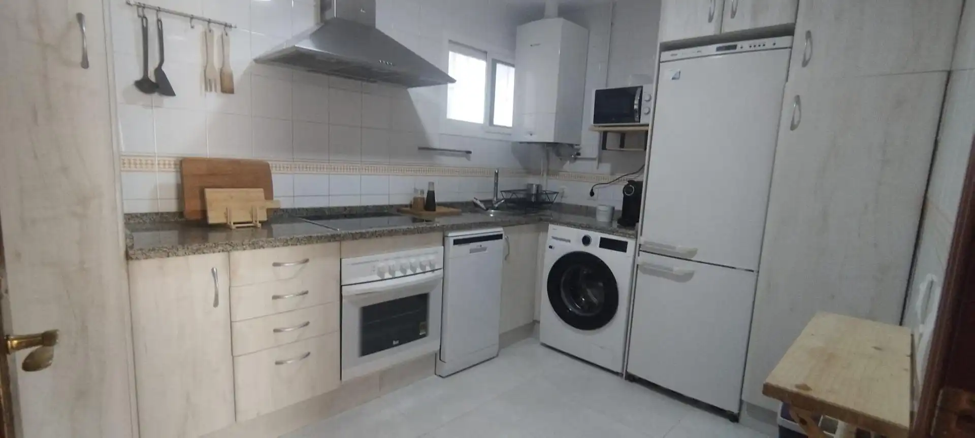 Kitchen of Apartments for rent in Badajoz  with Air Conditioner, Heating and Terrace