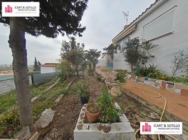 Xalet amb jardí en venda a Las Atalayas - Urmi - Cerro de Mar
