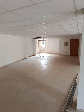 Local comercial en Alquiler en Binissalem