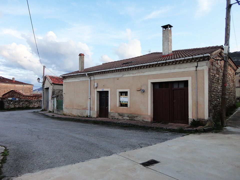 Exterior view of House or chalet for sale in Barbadillo del Mercado  with Private garden
