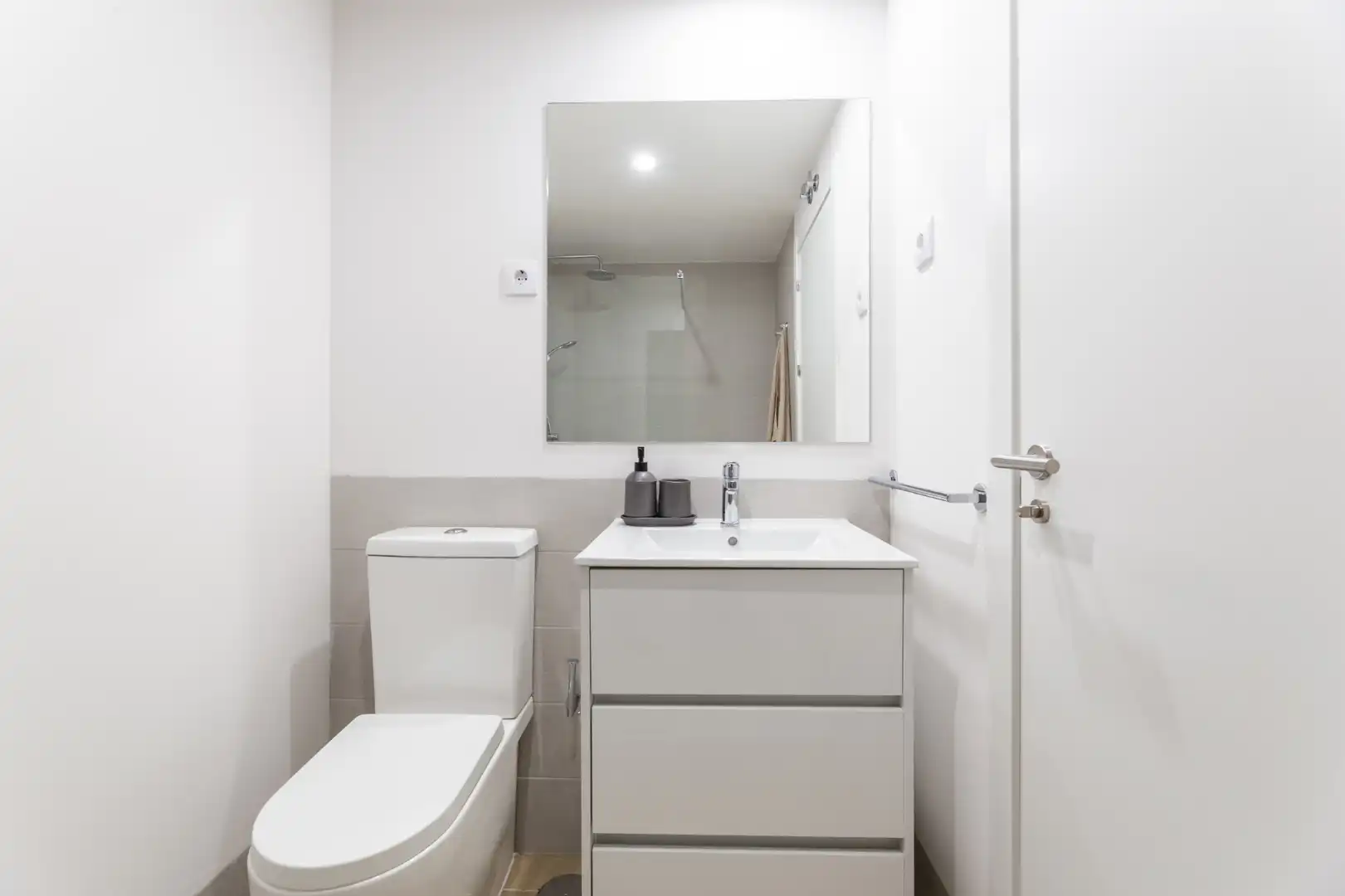 Baño de Piso en venta en Madrid con Aire acondicionado y Piscina comunitaria