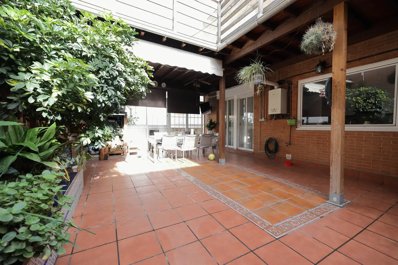 Terrassa de Casa adosada en venda en Sabadell amb Calefacció, Jardí privat i Terrassa