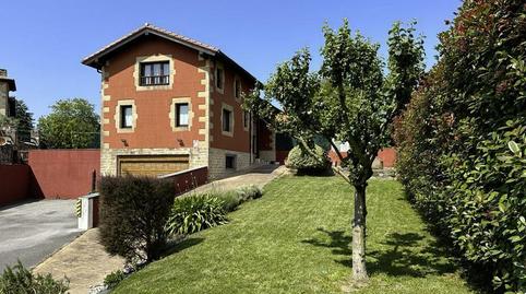 Foto 3 de Casa o chalet de alquiler en Mompia, Santa Cruz de Bezana