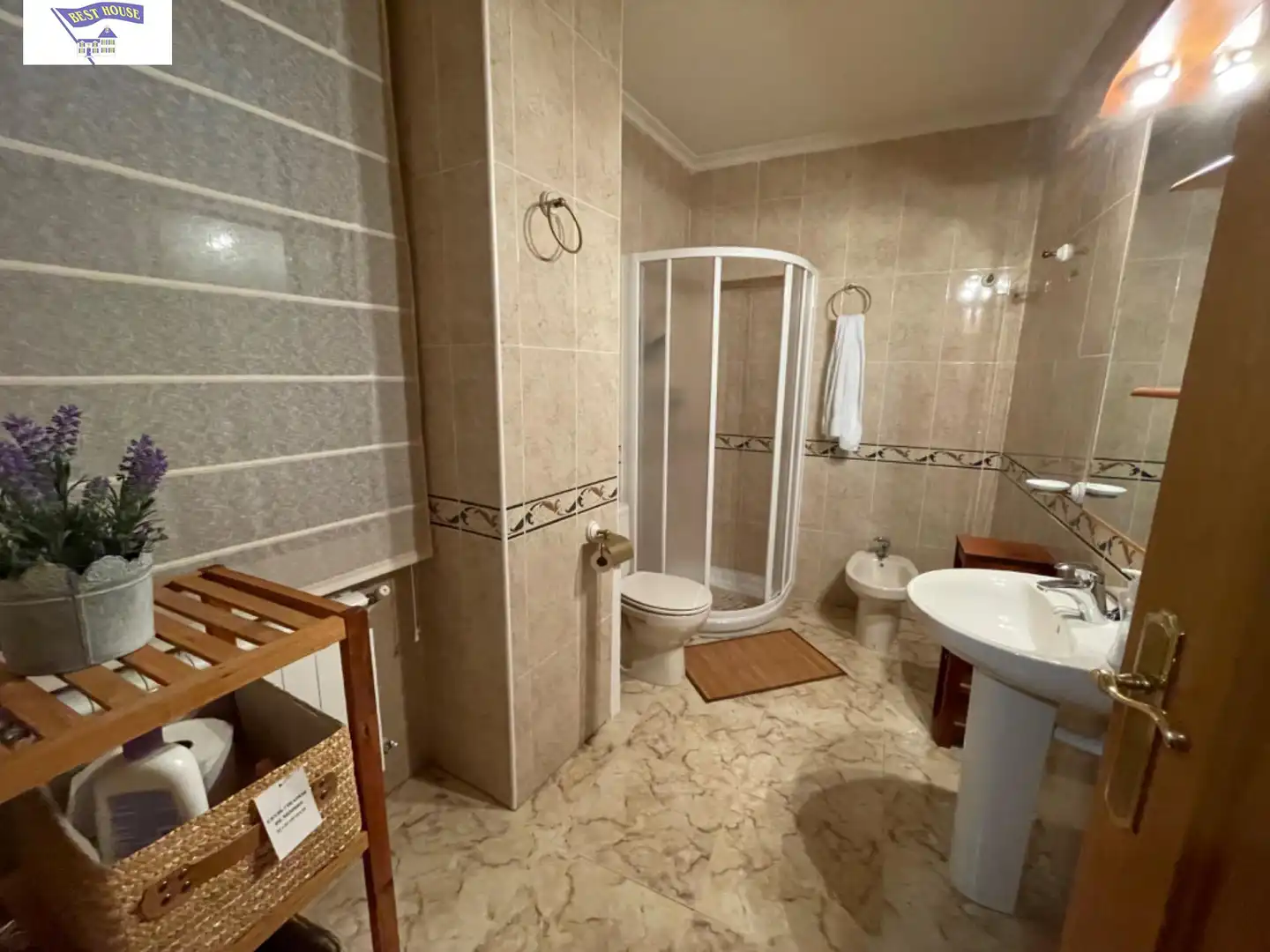 Bathroom of Houses for sale in Alcaraz  with Heating, Terrace and Storage room