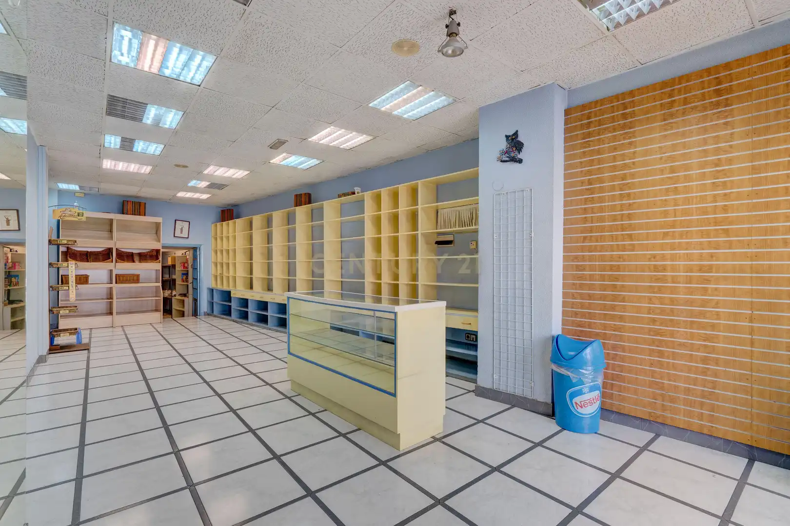 Local comercial en venta en Fuente de los Patos Plaza, Vitoria-Gasteiz, Spain 1, imagen 6
