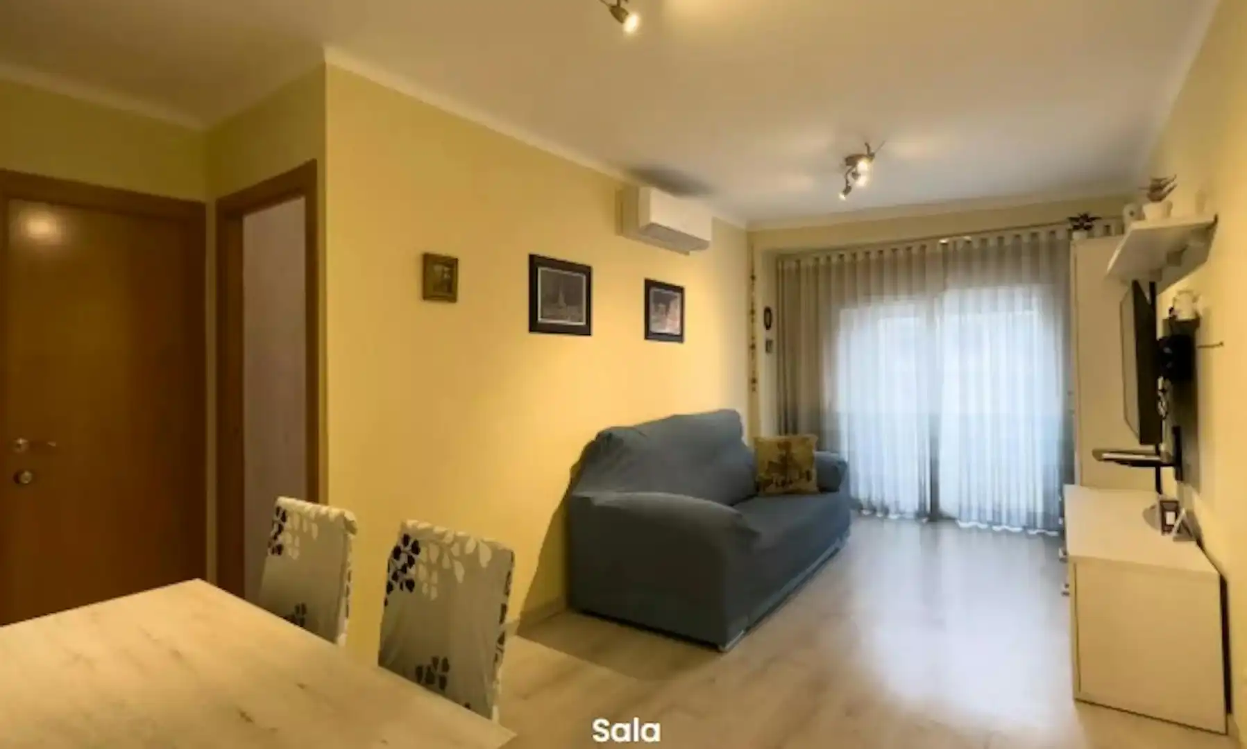Living room of Flat for rent in Barcelona  with Furnished, Washing machine and TV