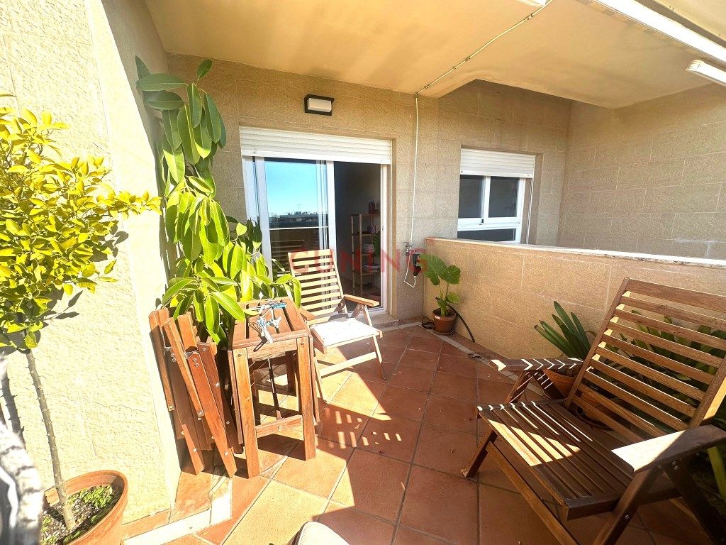 Flat for sale in Calle José Arcadio Buendía, Ruta de la Plata