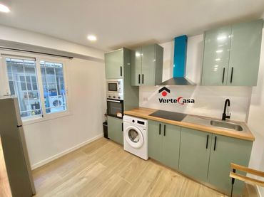 Piso con balcón en venta en Padre antón Martin