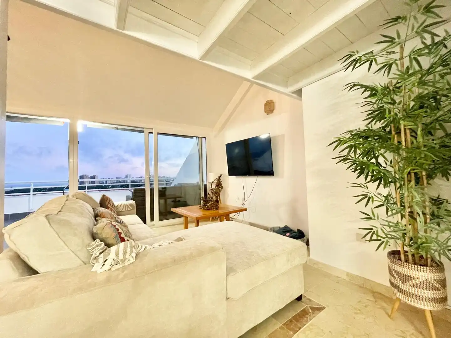 Living room of Attic for rent in Orihuela  with Air Conditioner, Heating and Terrace