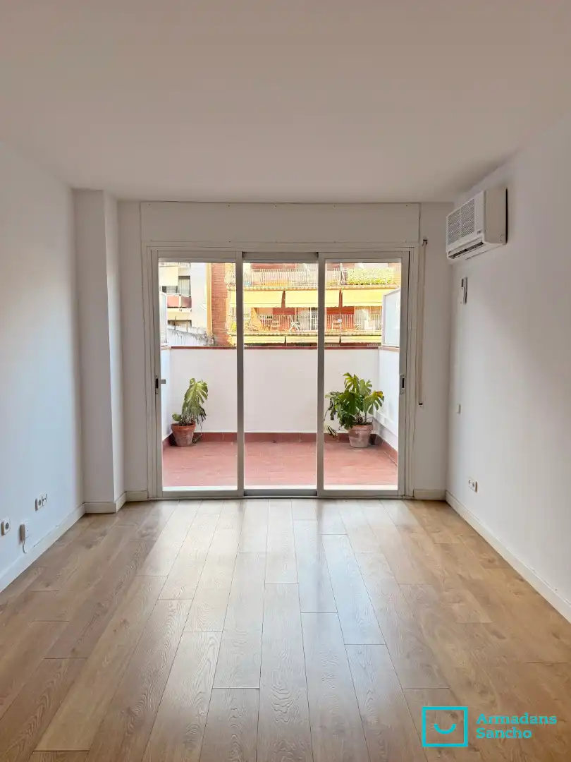 Terrassa de Dúplex de lloguer en Barcelona amb Aire condicionat, Parquet i Terrassa